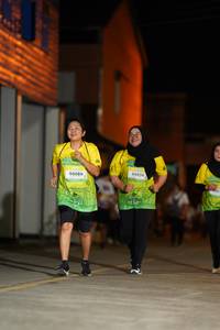 BIB: 90086, 90050
                            <button type="button" onclick="openModal(21744006)" class="btn btn-primary btn-sm float-right btn-popup" data-toggle="modal" data-target=".modal-high-quality">
                        <i class="fas fa-shopping-cart"></i> Add to Cart
                    </button>
                                            <button type="button" onclick="isThisMe(21744006, true)" class="btn btn-success btn-sm float-right btn-popup btn-isme hidden" data-toggle="tooltip" data-placement="bottom" title="นี่คือรูปของคุณใช่ไหม คลิกที่นี่เพื่อเอาเข้าอัลบั้ม">
                        <i class="fas fa-plus"></i> Add to album
                    </button>
                    <button type="button" onclick="isThisMe(21744006, false)" class="btn btn-warning btn-sm float-right btn-popup btn-isnotme hidden">
                        <i class="fas fa-ban"></i> Remove from album
                    </button>